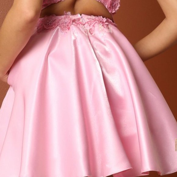 NEW CANDY PINK STAIN DRESS MINI OFF THE SHOULDER EMBROIDERED DRESS NX T733 - Picture 6 of 8